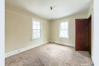 72 Roosevelt Avenue, Norwich, CT 06360 - Photo 13