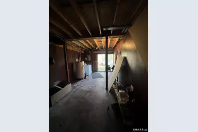 19 Smithfield Avenue, Meriden, CT 06451 - Photo 7