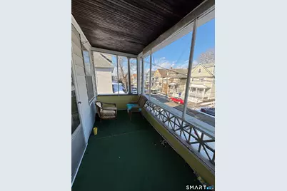 137 Poplar Street, Bridgeport, CT 06605 - Photo 9