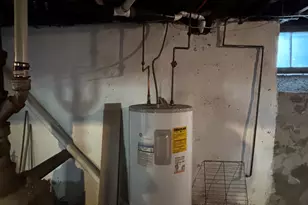 137 Poplar St, Bridgeport, CT 06605 - Photo 25