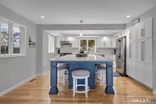 32 Bishops Bay Rd, East Lyme, CT 06357 - Photo 15