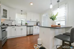 37 Quaker Rd, Hamden, CT 06517 - Photo 3