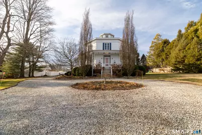 8 West Mystic Avenue, Groton, CT 06355 - Photo 35