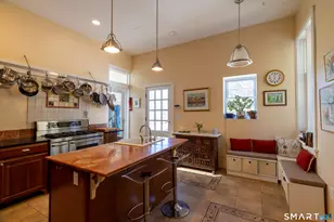 8 W Mystic Ave, Groton, CT 06355 - Photo 21