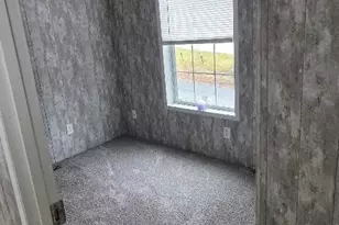 294 S Main St, East Windsor, CT 06088 - Photo 17