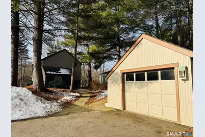 2 Highland Square #2, Avon, CT 06001 - Photo 3