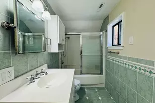 2 Highland Square, Avon, CT 06001 - Photo 33