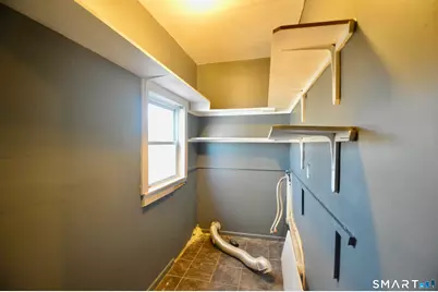 308 Willow Street, Bridgeport, CT 06610 - Photo 7