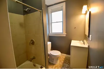 308 Willow Street, Bridgeport, CT 06610 - Photo 13