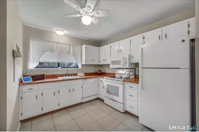 3 Spice Hill Drive #3, Wallingford, CT 06492 - Photo 5