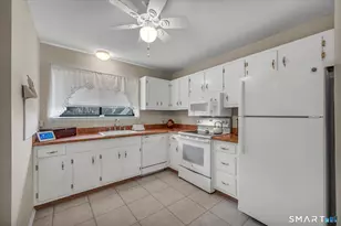 3 Spice Hill Dr, Wallingford, CT 06492 - Photo 5