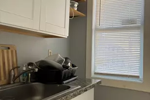 3 Marley Pl, Waterbury, CT 06705 - Photo 3