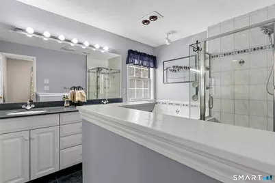 30 Southbridge Court #30, Simsbury, CT 06070 - Photo 21