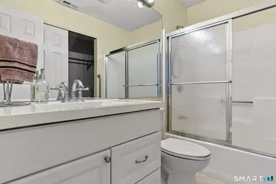 30 Southbridge Court #30, Simsbury, CT 06070 - Photo 23