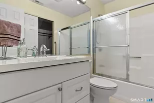 30 Southbridge Ct, Simsbury, CT 06070 - Photo 23