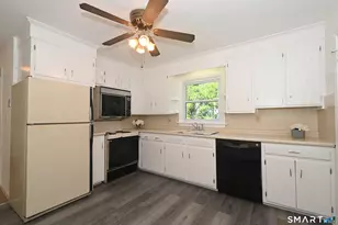 46 Topstone Dr, Danbury, CT 06810 - Photo 5