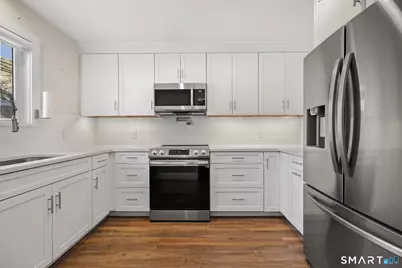 198 Heritage Village #A, Southbury, CT 06488 - Photo 5