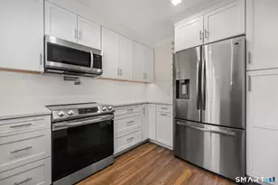 198 Heritage Vlg, Southbury, CT 06488 - Photo 7