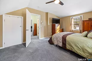 90 Plumb Ave, Meriden, CT 06450 - Photo 15