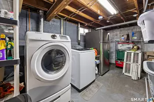 90 Plumb Ave, Meriden, CT 06450 - Photo 21