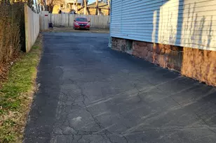 22 King St, Hartford, CT 06114 - Photo 13