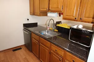 380 Hitchcock Rd, Waterbury, CT 06705 - Photo 5