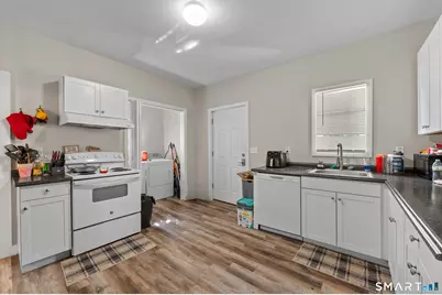 26 Monroe Street, Norwich, CT 06360 - Photo 15