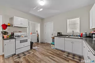 26 Monroe St, Norwich, CT 06360 - Photo 15