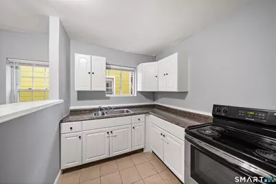 666 Ogden Street #1, Bridgeport, CT 06608 - Photo 9