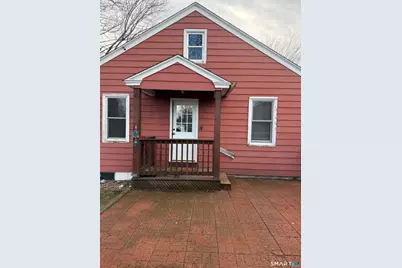 110 Oneco Street, Norwich, CT 06360 - Photo 1