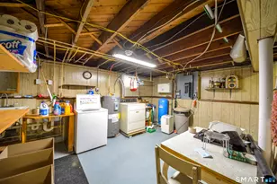 181 Hadley Rd, Orange, CT 06477 - Photo 19