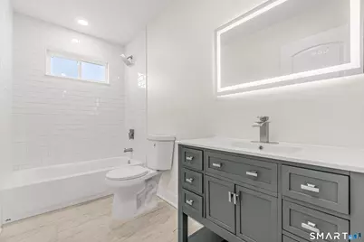 92 Lincoln Avenue, Bridgeport, CT 06606 - Photo 21