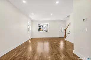 92 Lincoln Ave, Bridgeport, CT 06606 - Photo 7