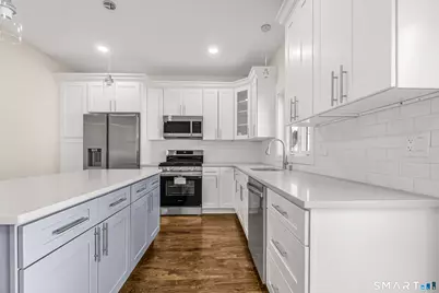 92 Lincoln Avenue, Bridgeport, CT 06606 - Photo 13