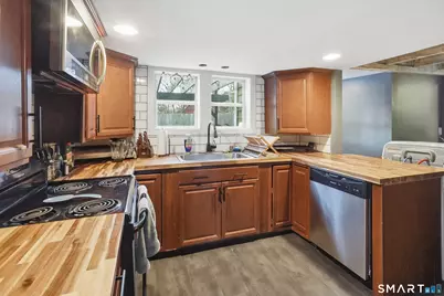 3 Woodstock Avenue West, Putnam, CT 06260 - Photo 7