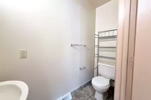 209 Hamilton St, Bridgeport, CT 06608 - Photo 7