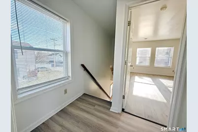 209 Hamilton Street, Bridgeport, CT 06608 - Photo 15