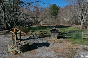 461 Green Hill Rd, Madison, CT 06443 - Photo 3