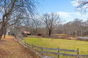 461 Green Hill Rd, Madison, CT 06443 - Photo 11