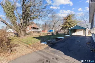 243 Grove St, Meriden, CT 06451 - Photo 29