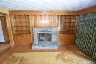 32 Hemlock St, East Hartford, CT 06111 - Photo 7