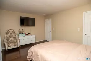 333 Vincellette St, Bridgeport, CT 06606 - Photo 9