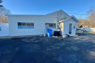 4 Hellstrom Rd, East Haven, CT 06512 - Photo 5