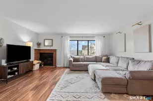 214 Monticello Dr, Branford, CT 06405 - Photo 11