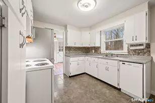 55 Forest St, Hamden, CT 06518 - Photo 19