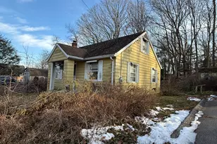 40 Beech St, Norwich, CT 06360 - Photo 3