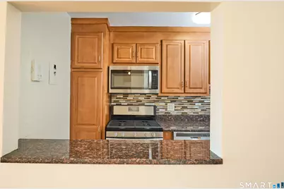 2625 Park Avenue #9R, Bridgeport, CT 06604 - Photo 9