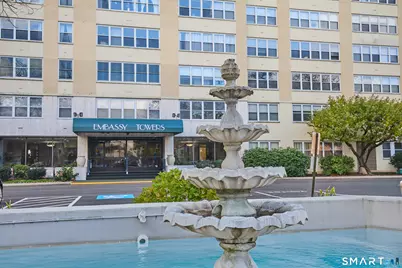 2625 Park Avenue #9R, Bridgeport, CT 06604 - Photo 1