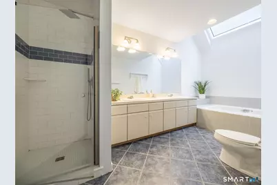 36 Wilton Crest #36, Wilton, CT 06897 - Photo 13