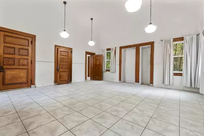 2 Wethersfield Avenue, Hartford, CT 06114 - Photo 9